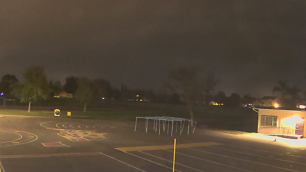 Thumbnail for current weather camera view from Von Renner Elementary School in Newman, California