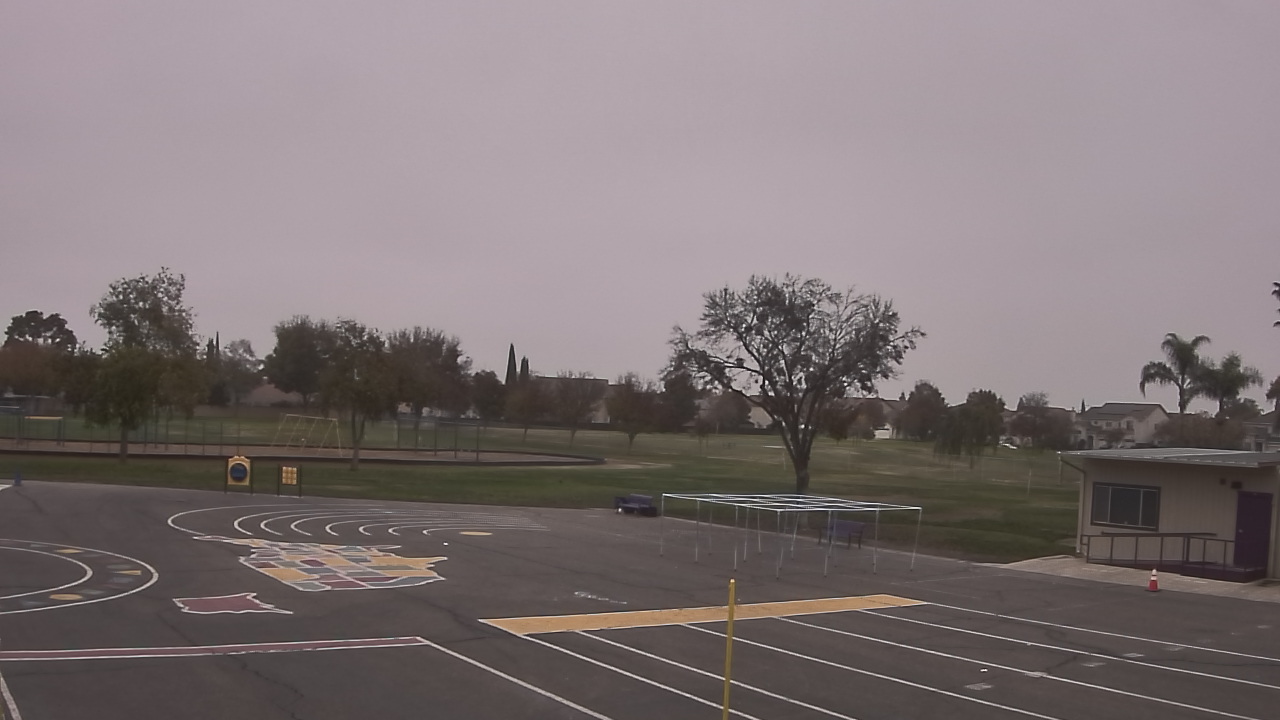 Thumbnail for current weather camera view from Von Renner Elementary School in Newman, California