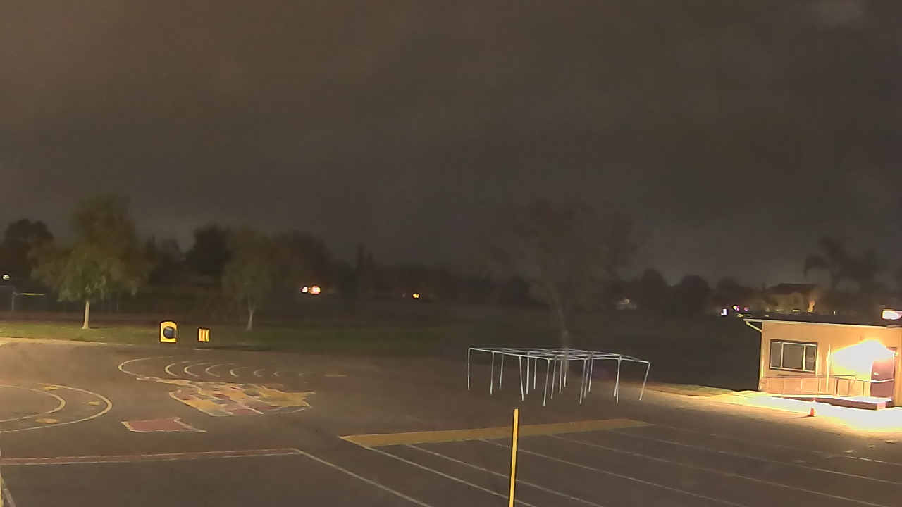 Thumbnail for current weather camera view from Von Renner Elementary School in Newman, California