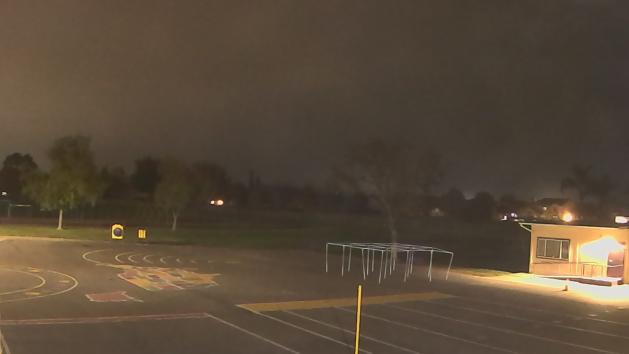 Thumbnail for current weather camera view from Von Renner Elementary School in Newman, California
