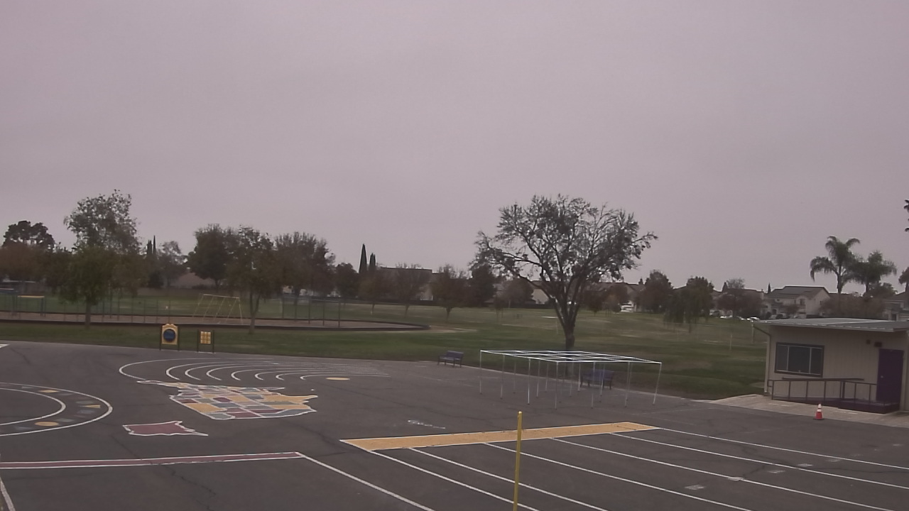 Thumbnail for current weather camera view from Von Renner Elementary School in Newman, California