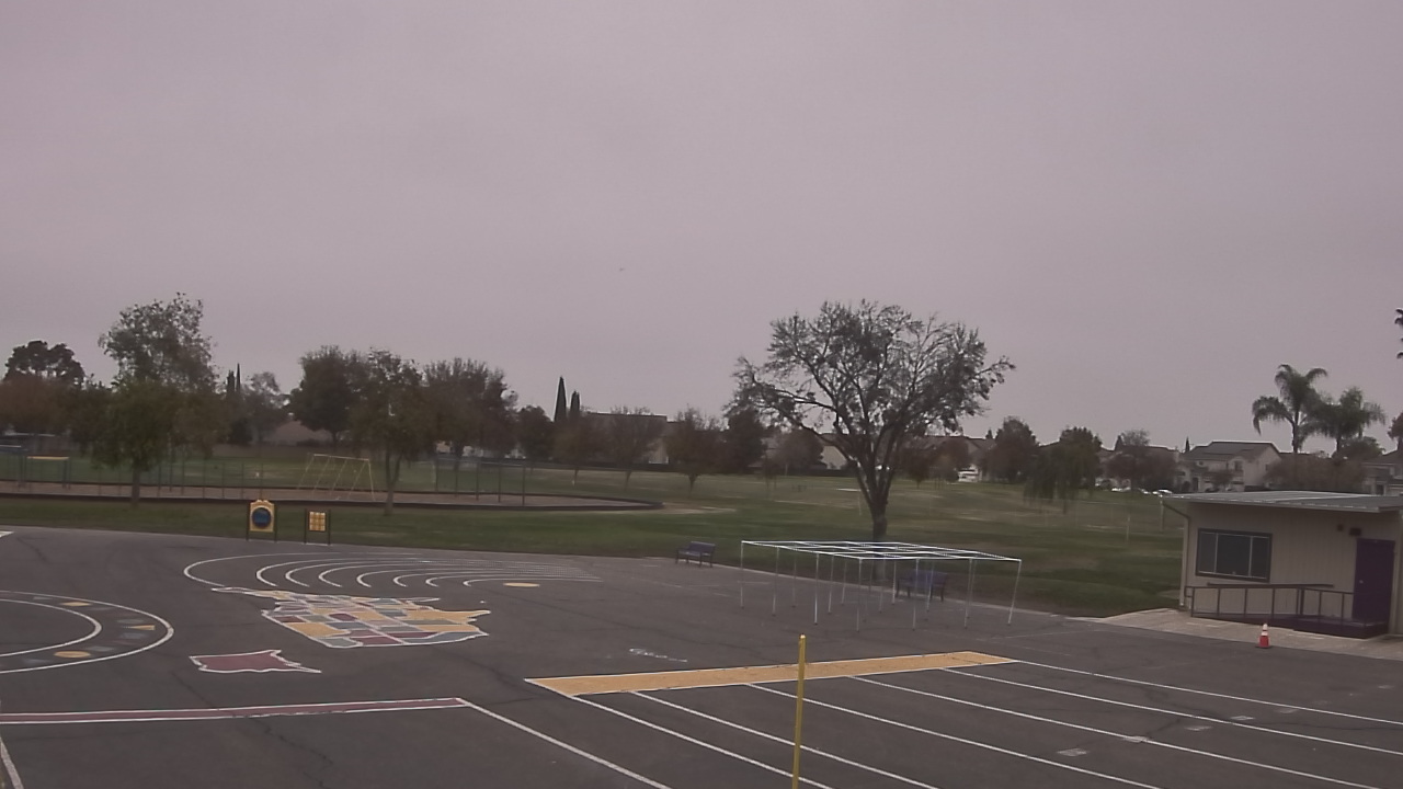 Thumbnail for current weather camera view from Von Renner Elementary School in Newman, California