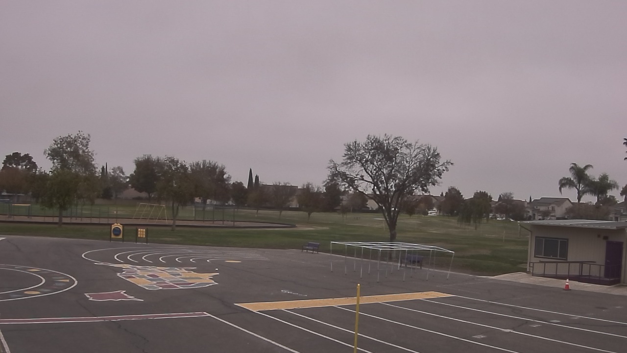 Thumbnail for current weather camera view from Von Renner Elementary School in Newman, California