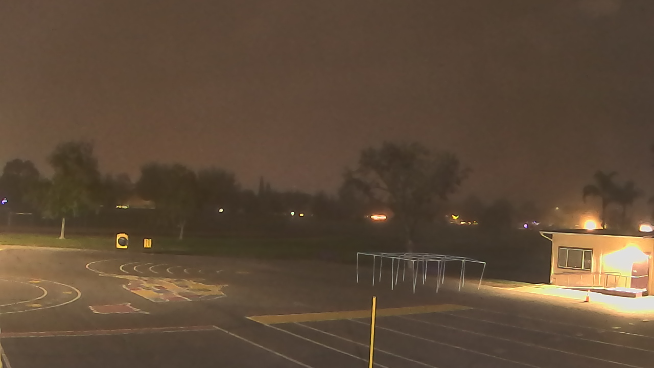 Thumbnail for current weather camera view from Von Renner Elementary School in Newman, California