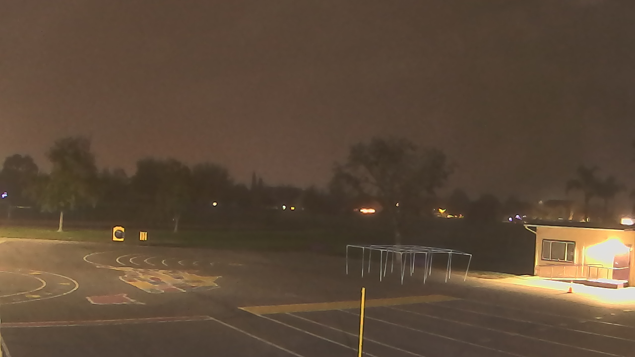 Thumbnail for current weather camera view from Von Renner Elementary School in Newman, California