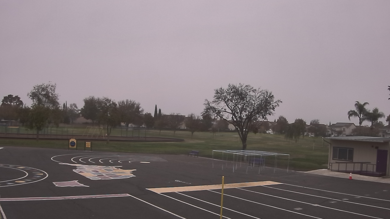 Thumbnail for current weather camera view from Von Renner Elementary School in Newman, California