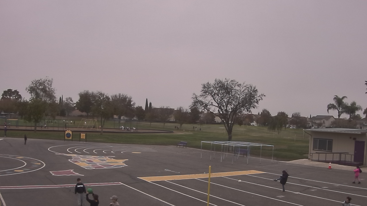 Thumbnail for current weather camera view from Von Renner Elementary School in Newman, California