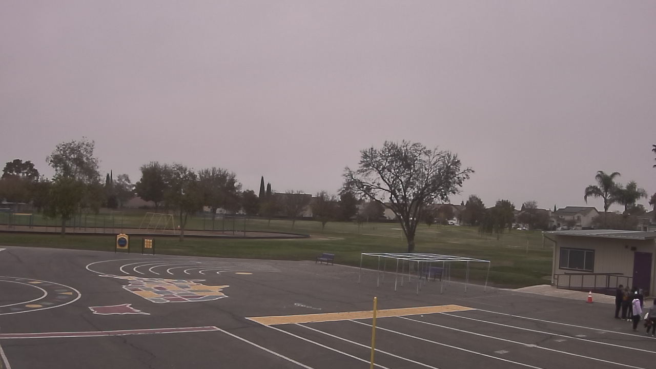 Thumbnail for current weather camera view from Von Renner Elementary School in Newman, California