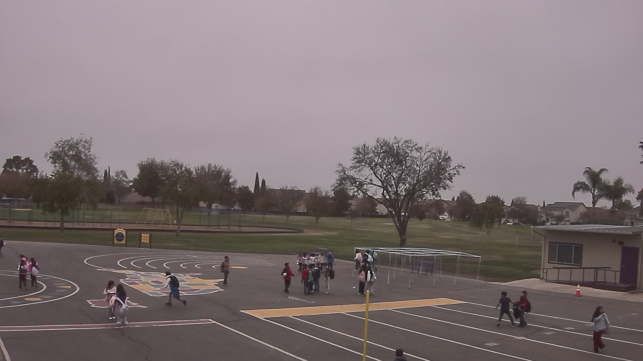 Thumbnail for current weather camera view from Von Renner Elementary School in Newman, California