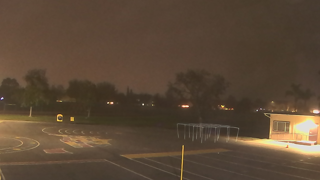 Thumbnail for current weather camera view from Von Renner Elementary School in Newman, California