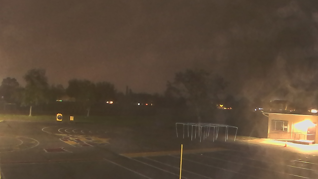 Thumbnail for current weather camera view from Von Renner Elementary School in Newman, California