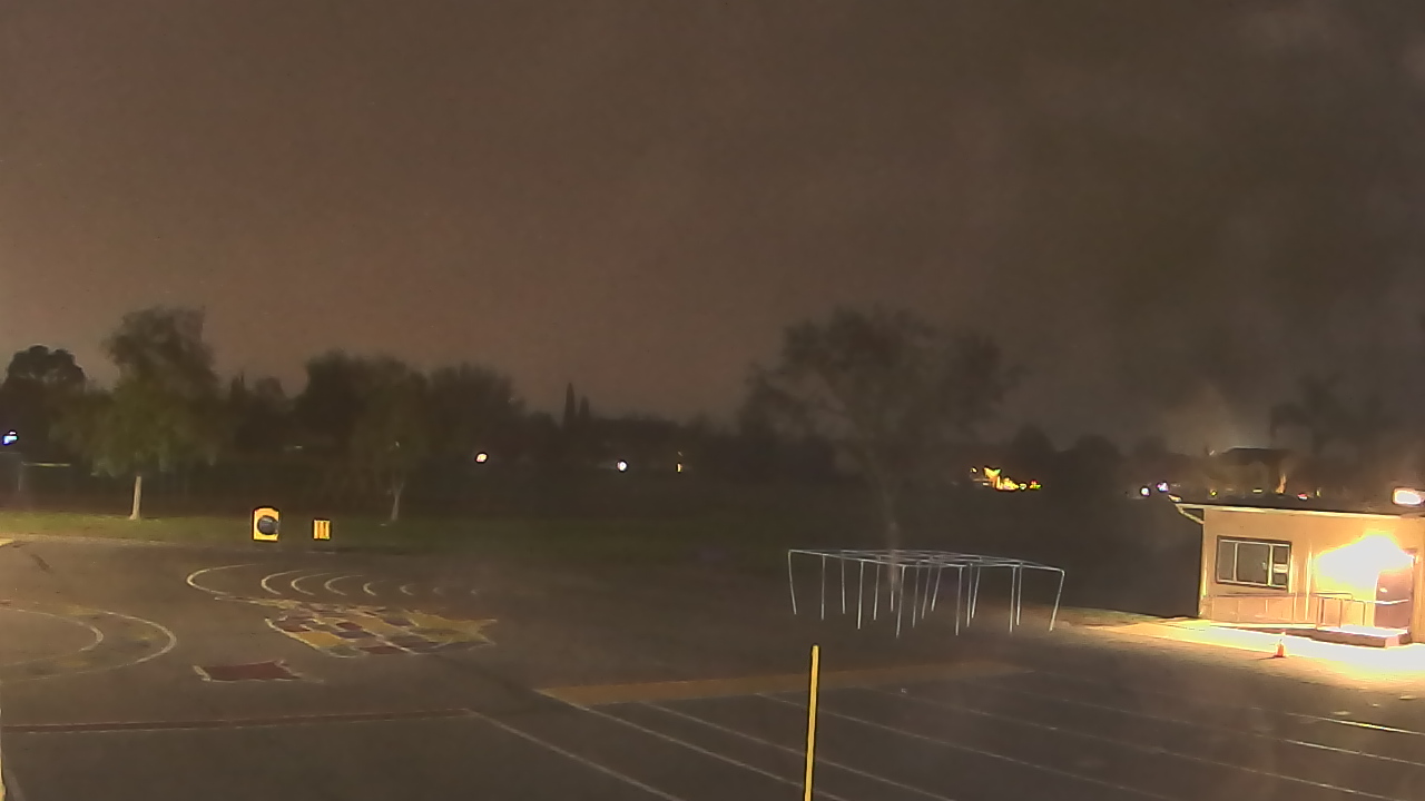 Thumbnail for current weather camera view from Von Renner Elementary School in Newman, California