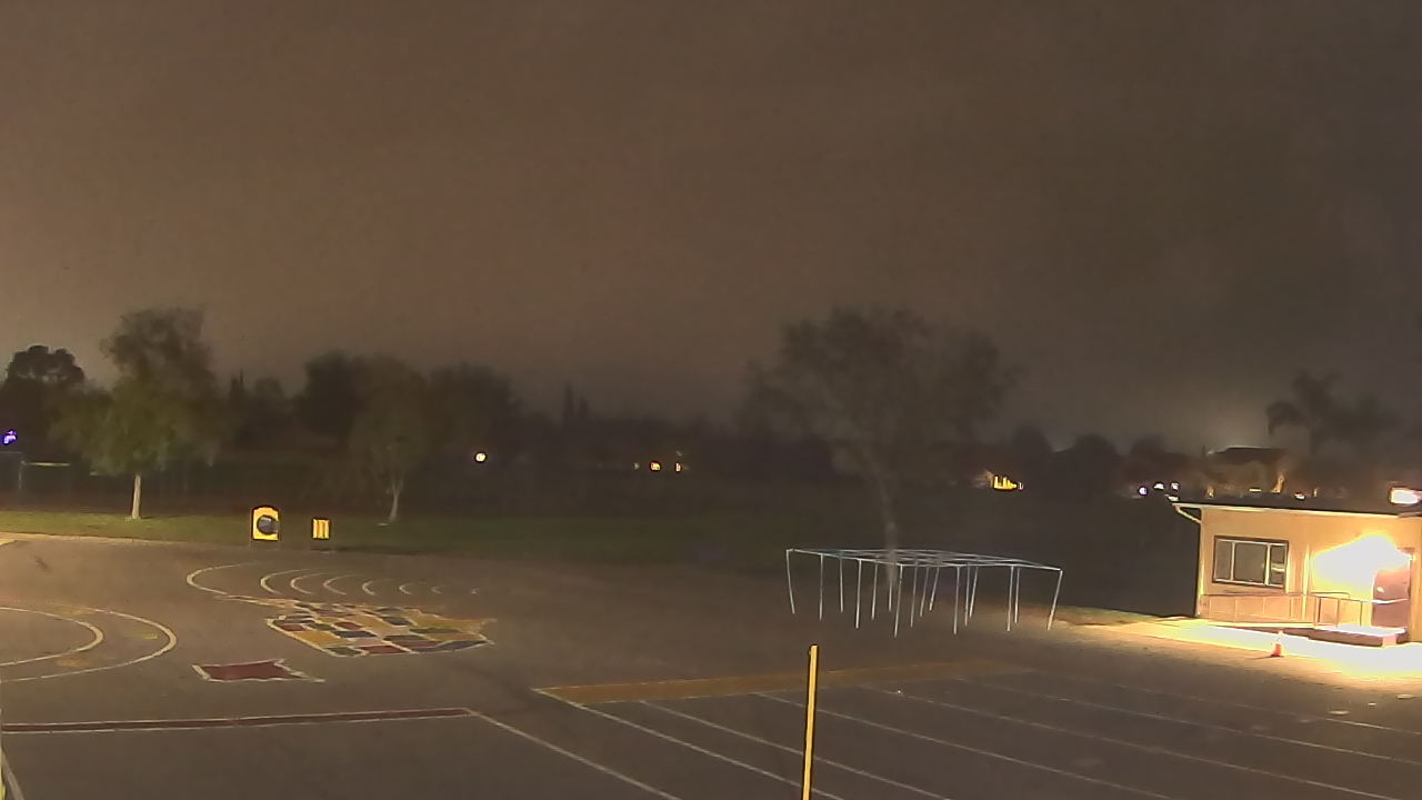 Thumbnail for current weather camera view from Von Renner Elementary School in Newman, California