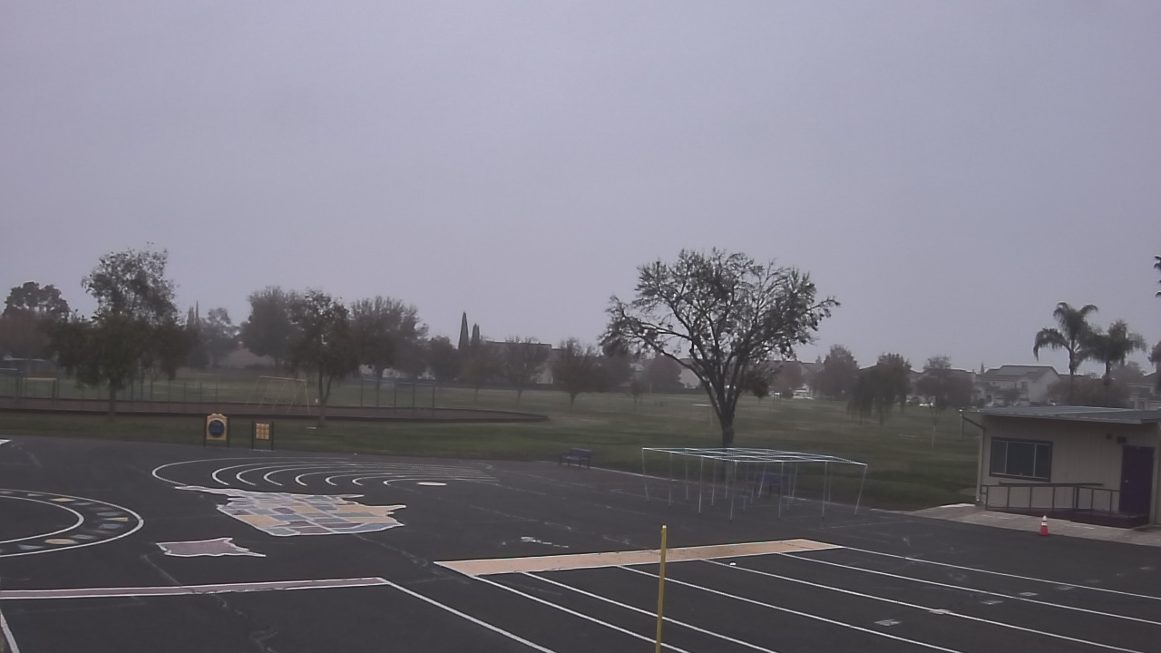 Thumbnail for current weather camera view from Von Renner Elementary School in Newman, California