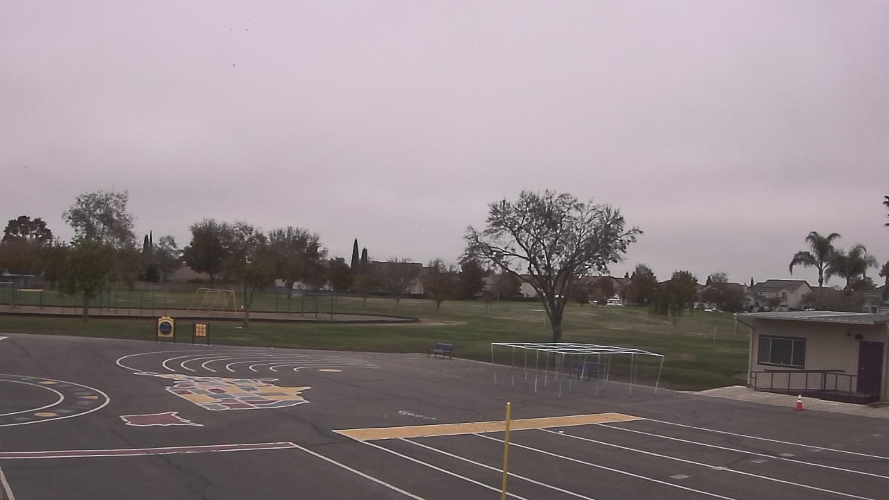 Thumbnail for current weather camera view from Von Renner Elementary School in Newman, California
