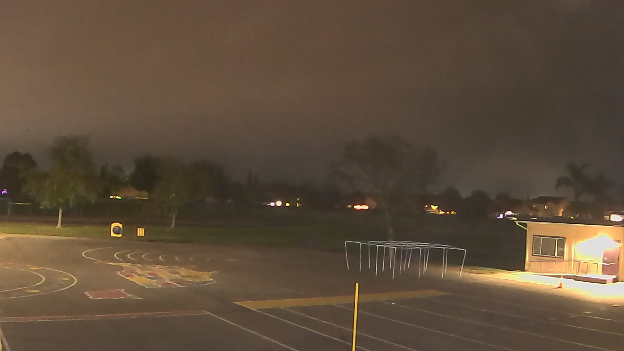 Thumbnail for current weather camera view from Von Renner Elementary School in Newman, California