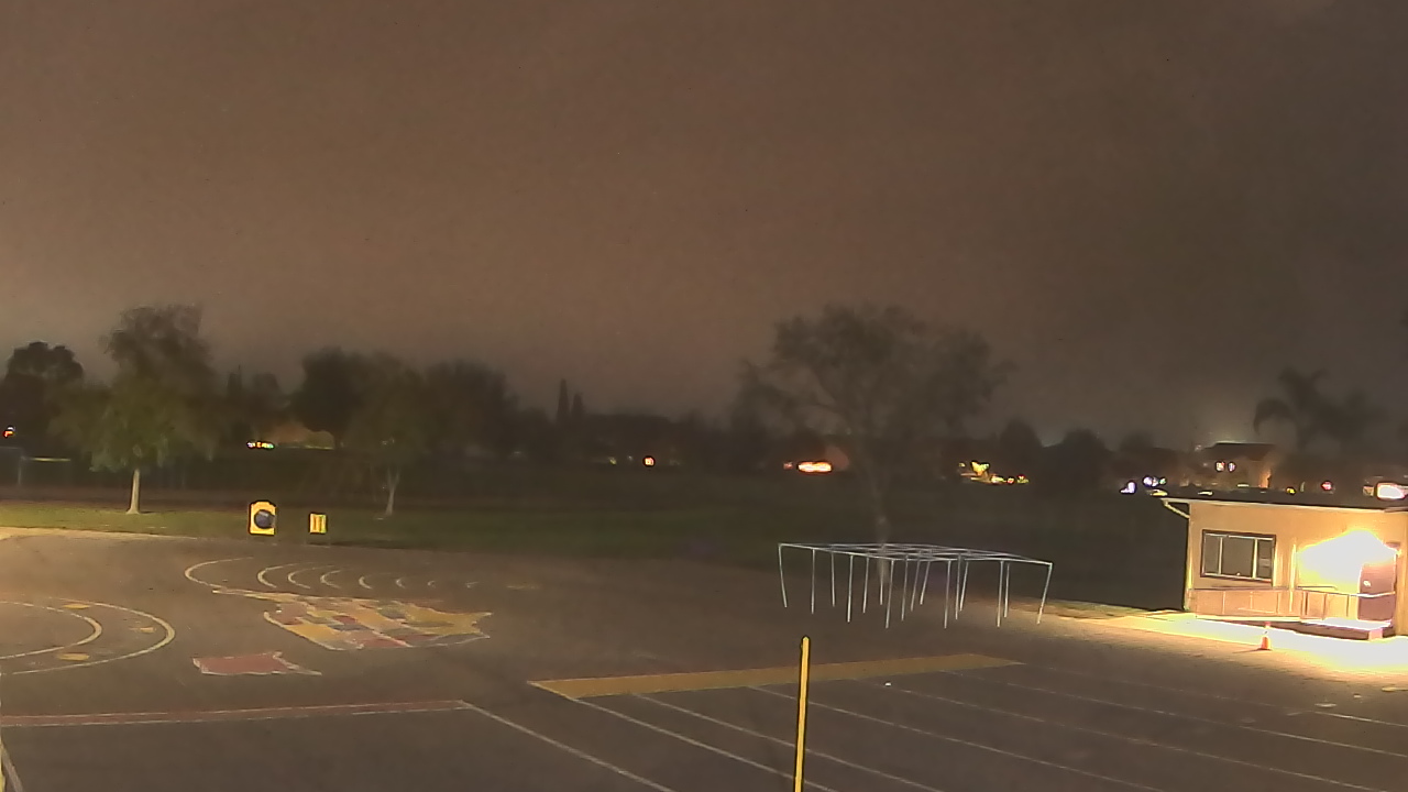 Thumbnail for current weather camera view from Von Renner Elementary School in Newman, California
