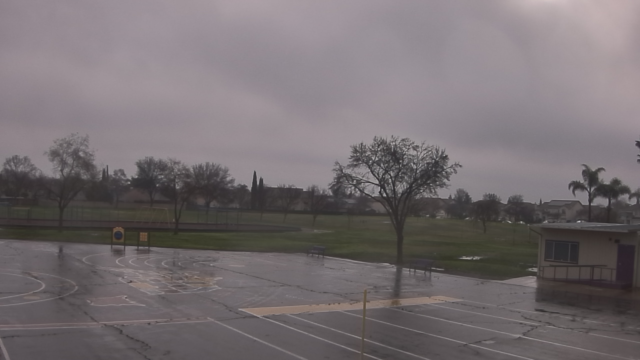 Thumbnail for current weather camera view from Von Renner Elementary School in Newman, California