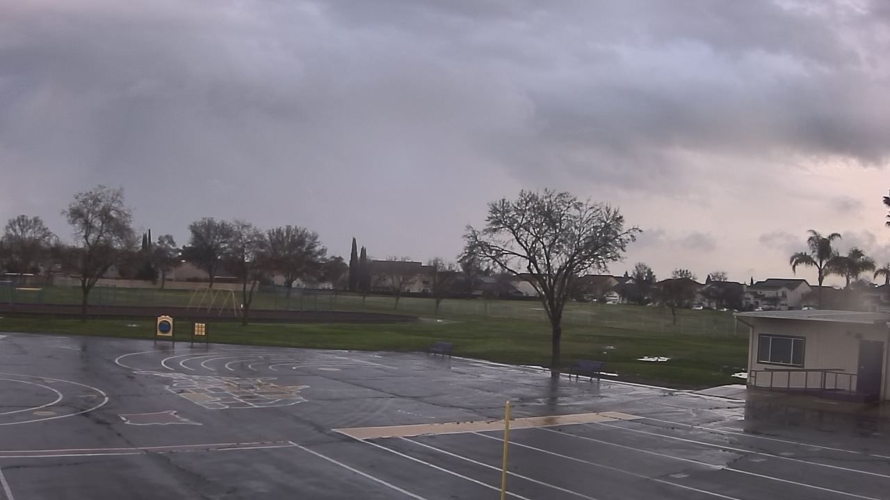 Thumbnail for current weather camera view from Von Renner Elementary School in Newman, California