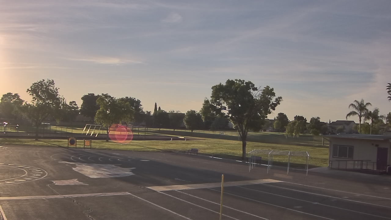 Thumbnail for current weather camera view from Von Renner Elementary School in Newman, California