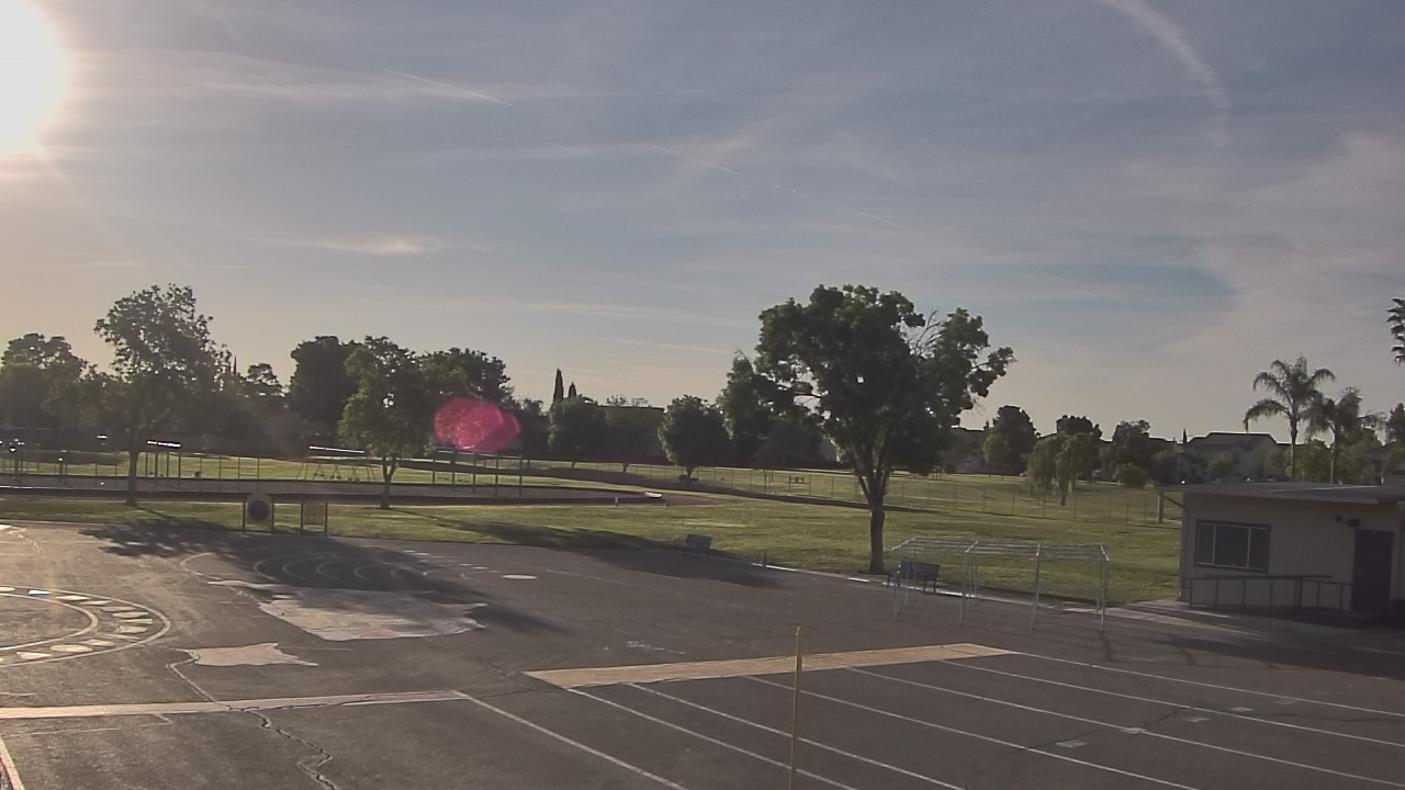Thumbnail for current weather camera view from Von Renner Elementary School in Newman, California