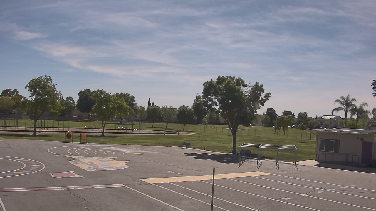 Thumbnail for current weather camera view from Von Renner Elementary School in Newman, California
