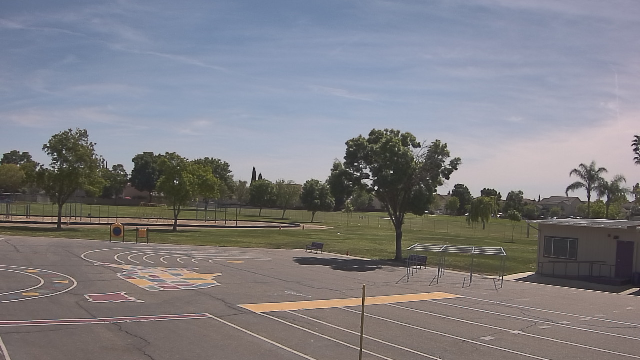 Thumbnail for current weather camera view from Von Renner Elementary School in Newman, California