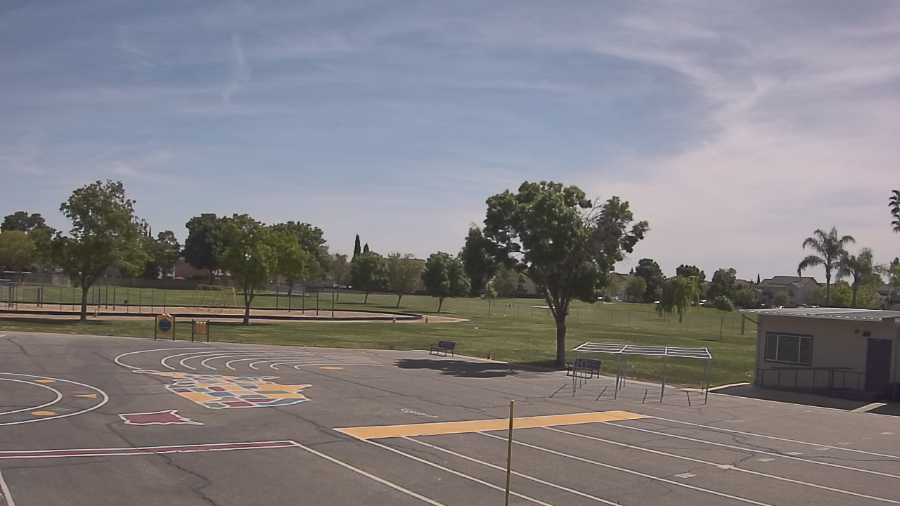 Thumbnail for current weather camera view from Von Renner Elementary School in Newman, California