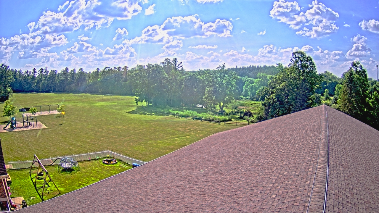 Thumbnail for current weather camera view from St Johns Lutheran School in Newburg, Wisconsin