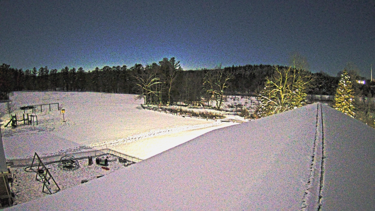 Thumbnail for current weather camera view from St Johns Lutheran School in Newburg, Wisconsin