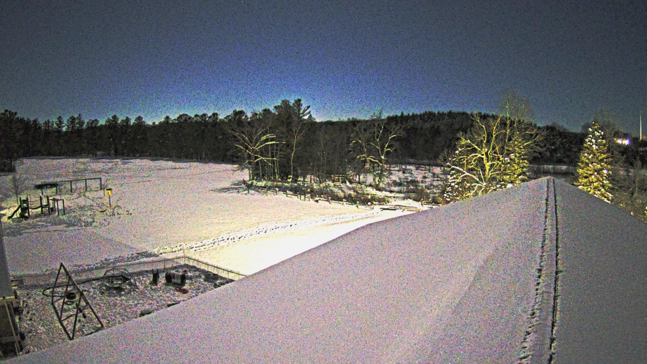 Thumbnail for current weather camera view from St Johns Lutheran School in Newburg, Wisconsin