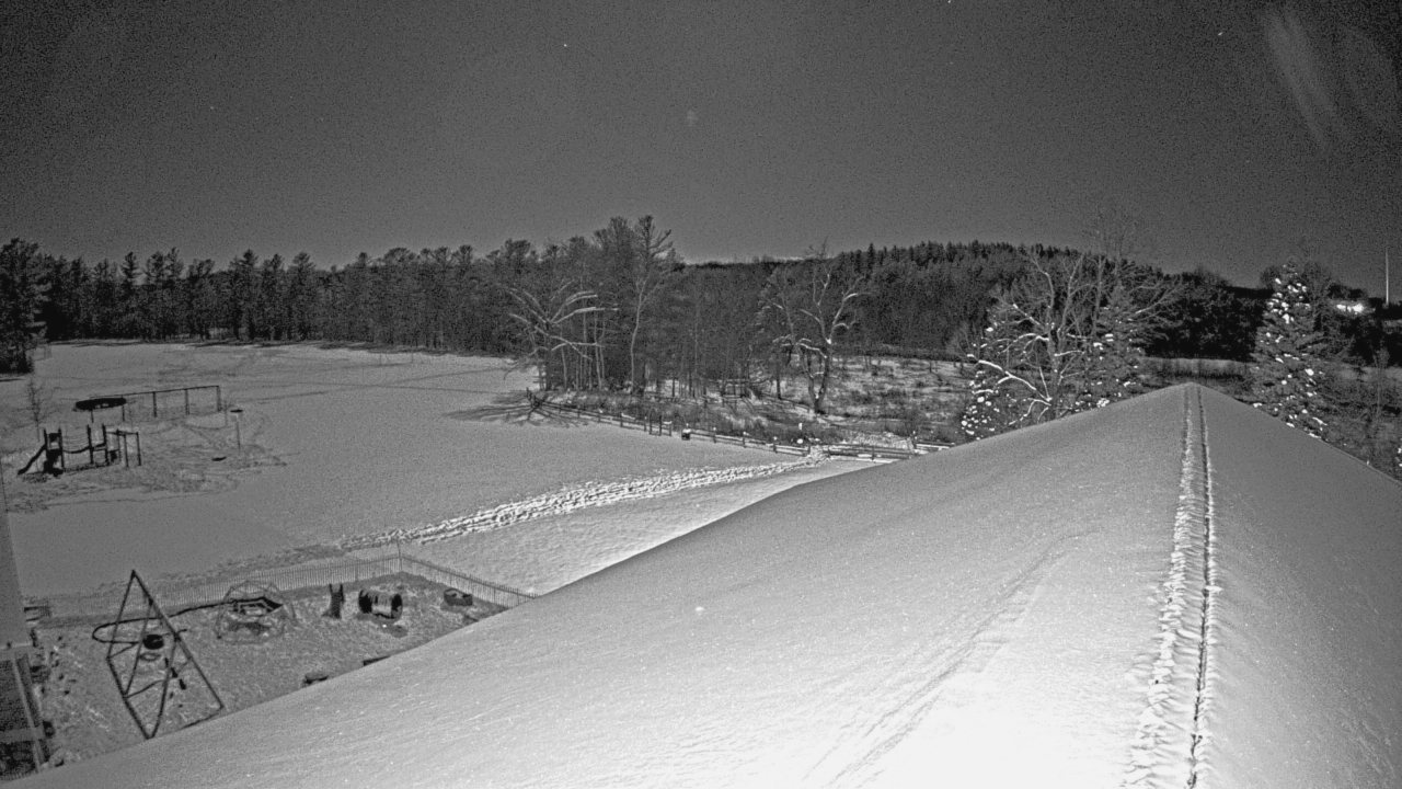 Thumbnail for current weather camera view from St Johns Lutheran School in Newburg, Wisconsin