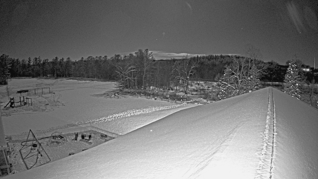 Thumbnail for current weather camera view from St Johns Lutheran School in Newburg, Wisconsin