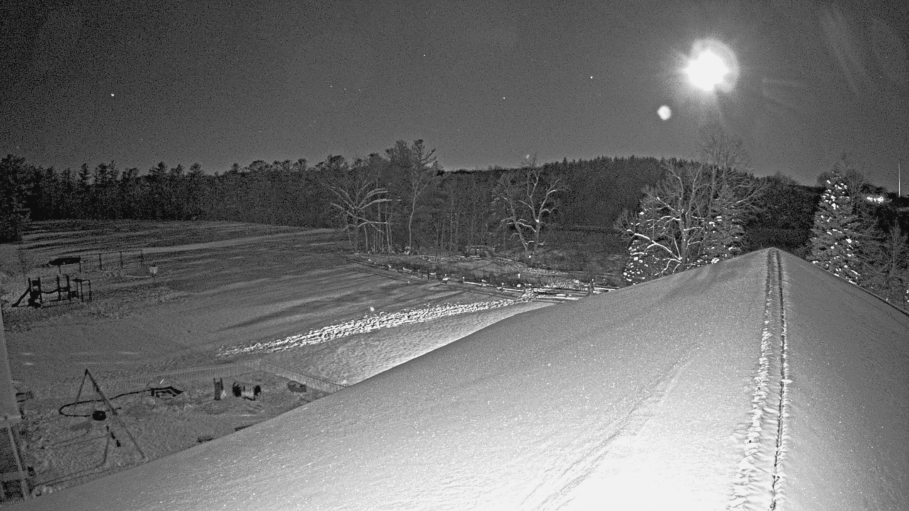 Thumbnail for current weather camera view from St Johns Lutheran School in Newburg, Wisconsin