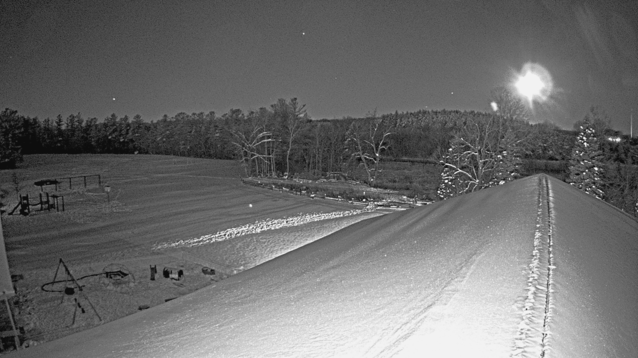 Thumbnail for current weather camera view from St Johns Lutheran School in Newburg, Wisconsin