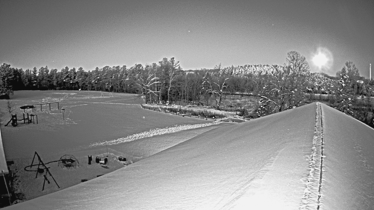 Thumbnail for current weather camera view from St Johns Lutheran School in Newburg, Wisconsin