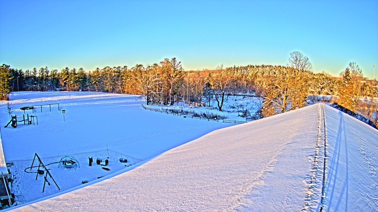Thumbnail for current weather camera view from St Johns Lutheran School in Newburg, Wisconsin
