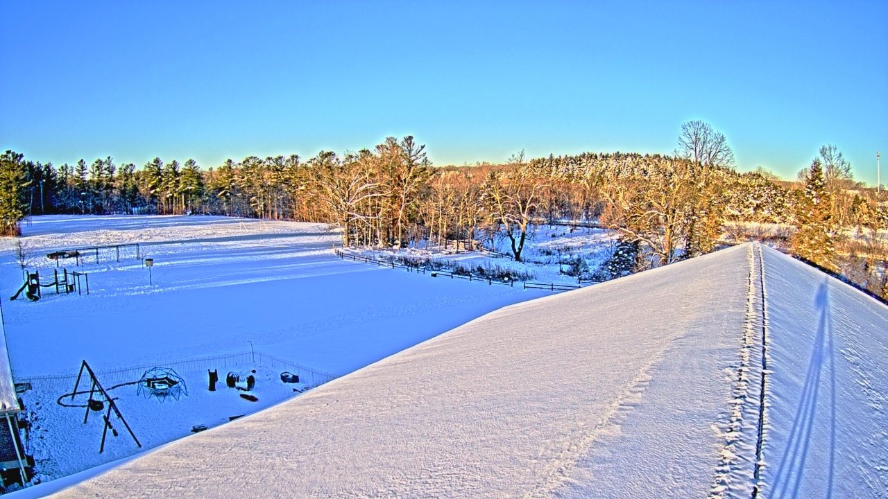 Thumbnail for current weather camera view from St Johns Lutheran School in Newburg, Wisconsin