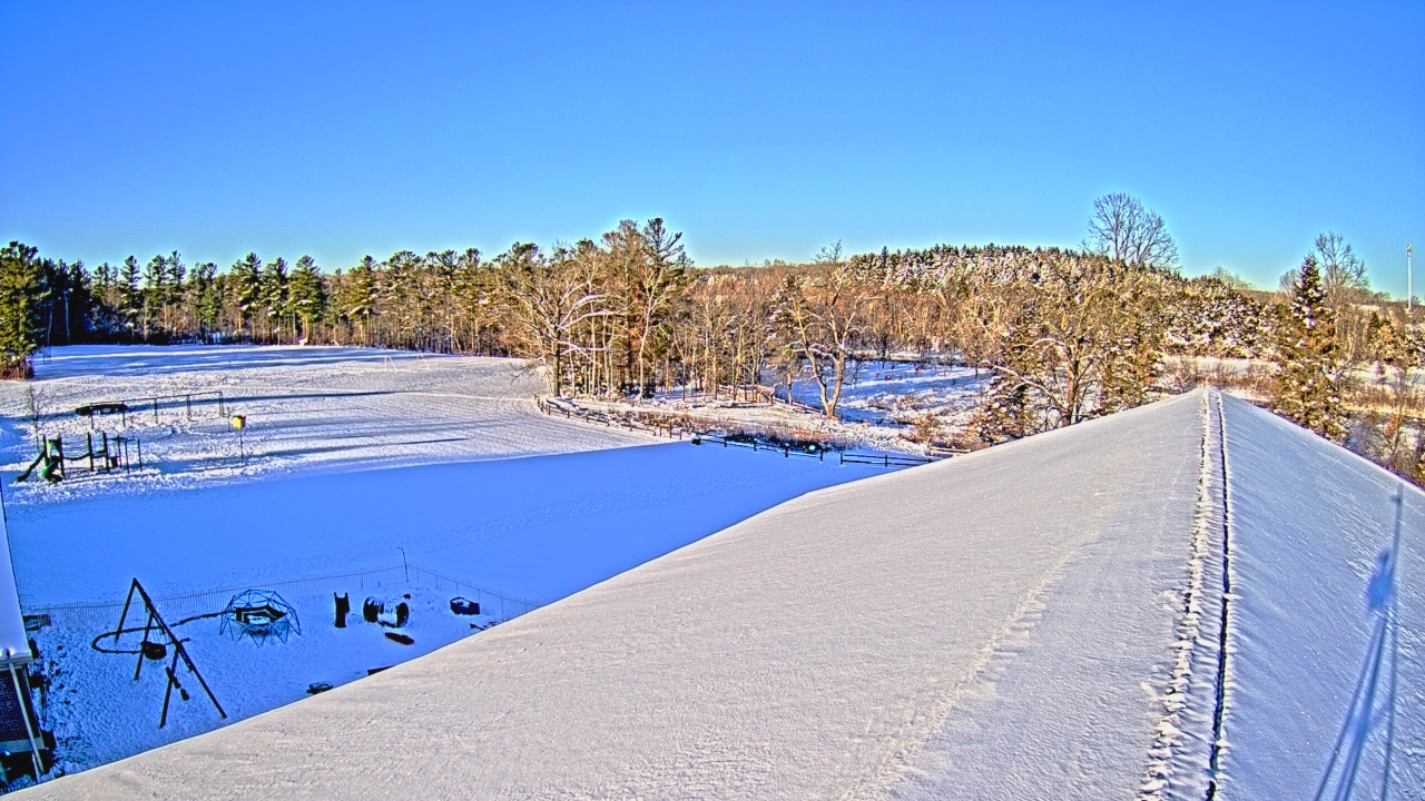 Thumbnail for current weather camera view from St Johns Lutheran School in Newburg, Wisconsin