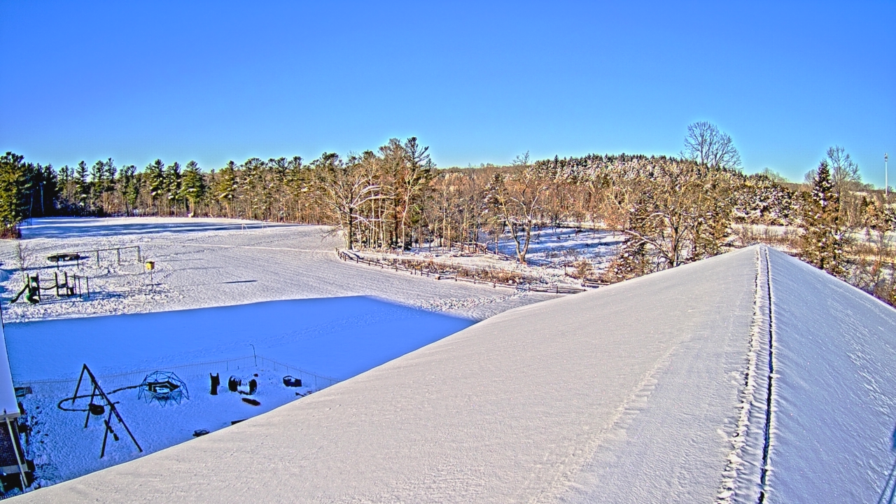 Thumbnail for current weather camera view from St Johns Lutheran School in Newburg, Wisconsin