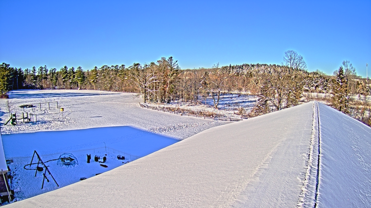 Thumbnail for current weather camera view from St Johns Lutheran School in Newburg, Wisconsin