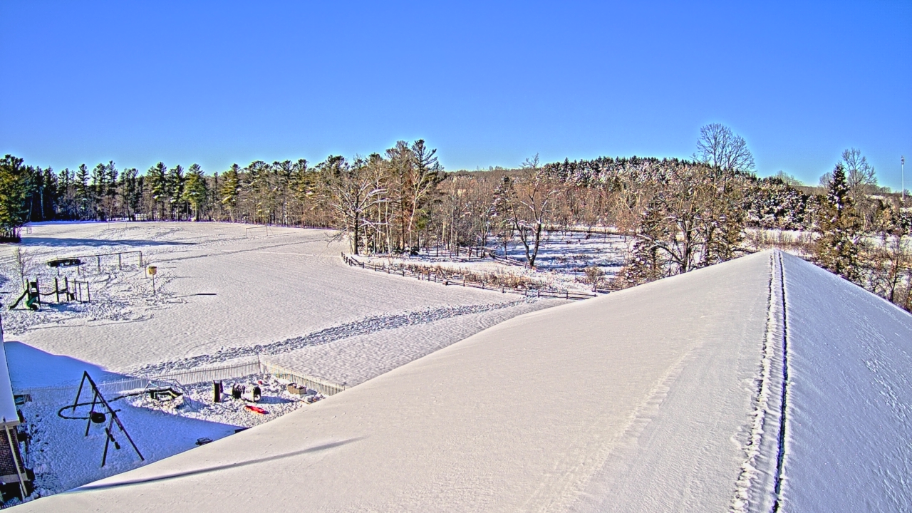 Thumbnail for current weather camera view from St Johns Lutheran School in Newburg, Wisconsin