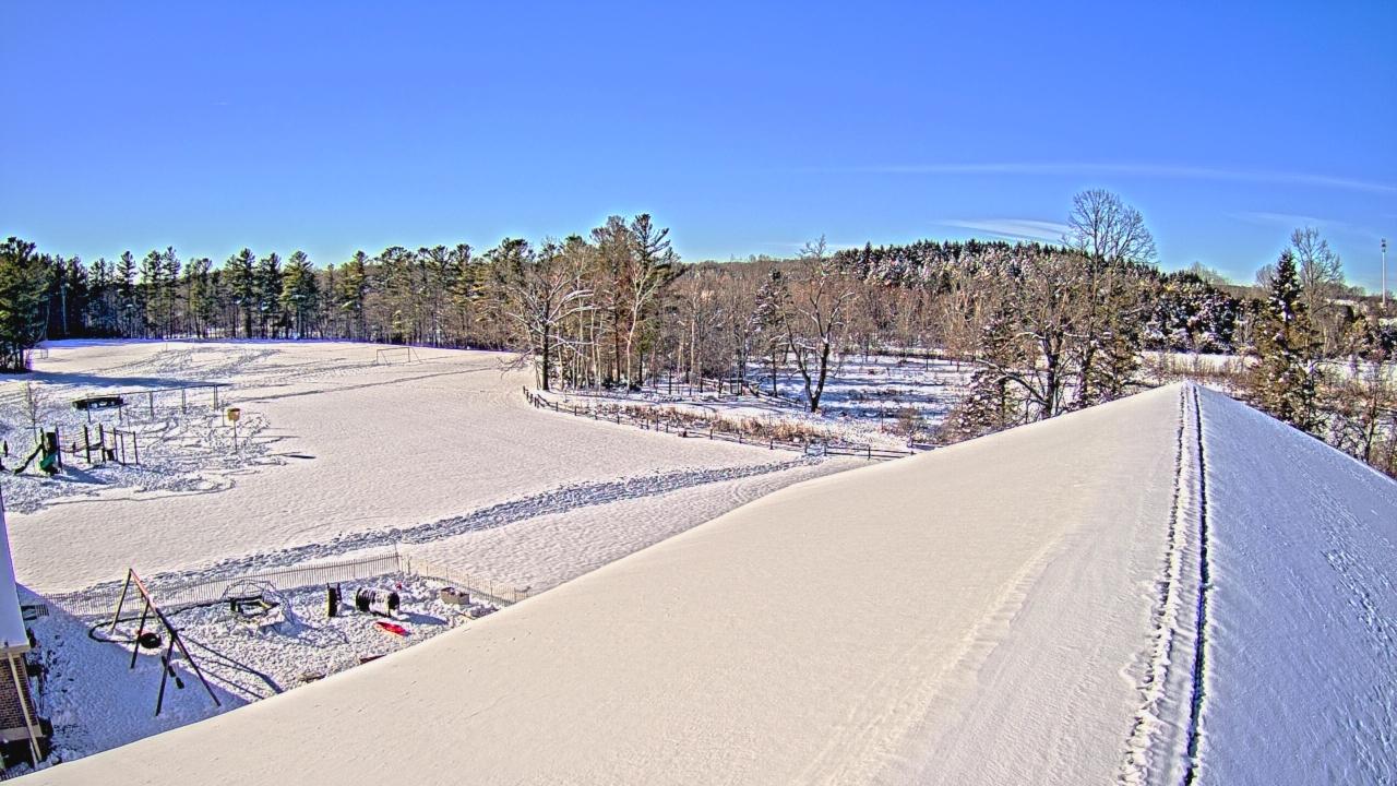 Thumbnail for current weather camera view from St Johns Lutheran School in Newburg, Wisconsin