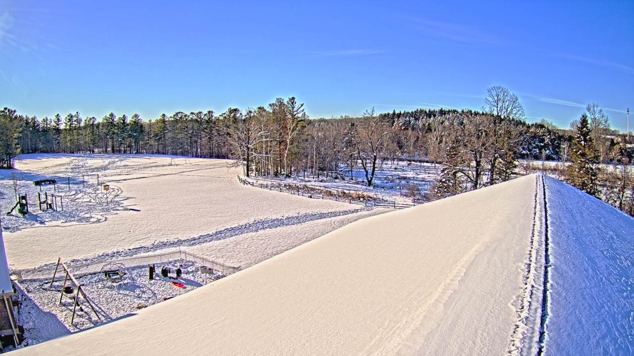 Thumbnail for current weather camera view from St Johns Lutheran School in Newburg, Wisconsin