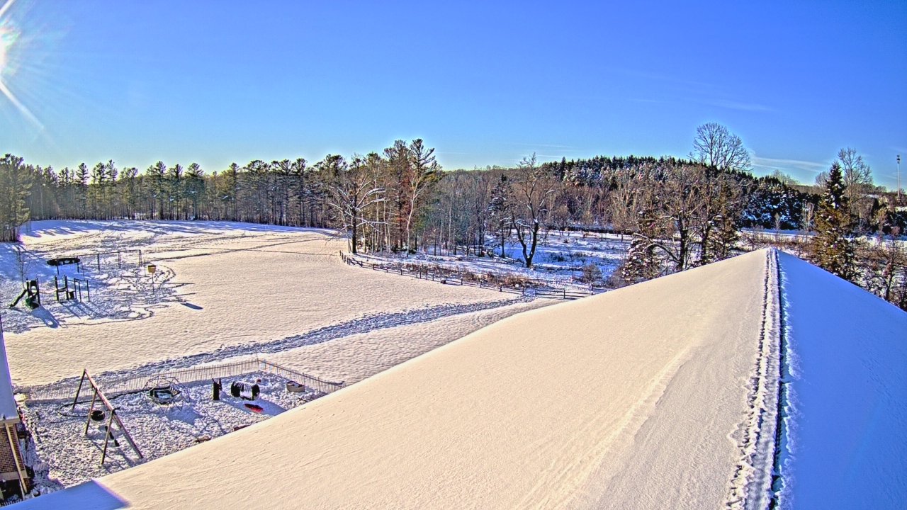 Thumbnail for current weather camera view from St Johns Lutheran School in Newburg, Wisconsin
