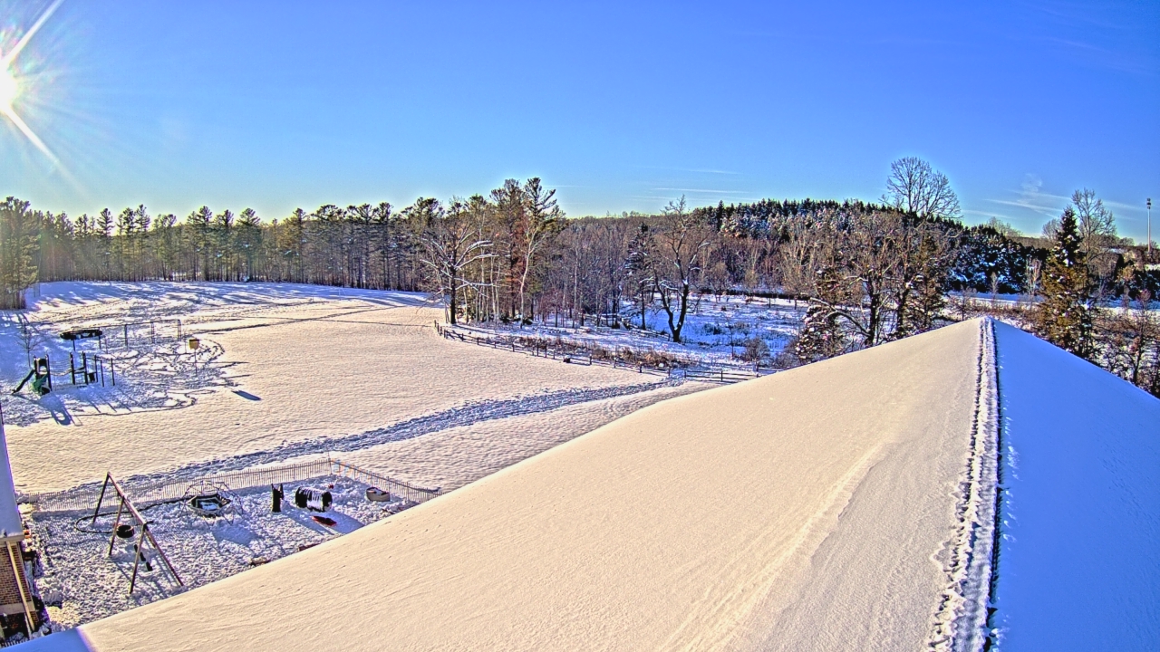 Thumbnail for current weather camera view from St Johns Lutheran School in Newburg, Wisconsin