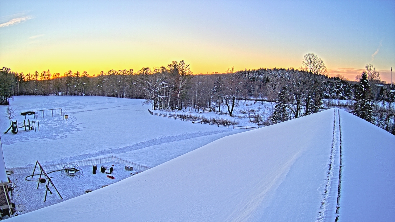 Thumbnail for current weather camera view from St Johns Lutheran School in Newburg, Wisconsin