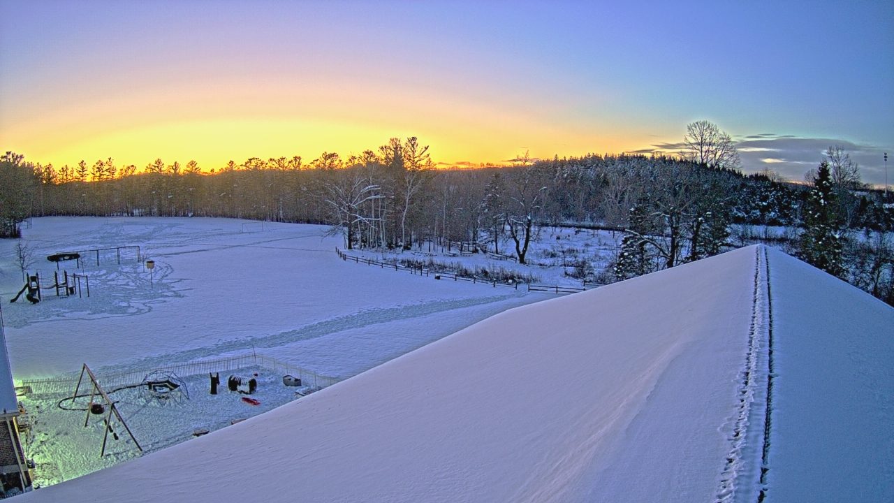 Thumbnail for current weather camera view from St Johns Lutheran School in Newburg, Wisconsin
