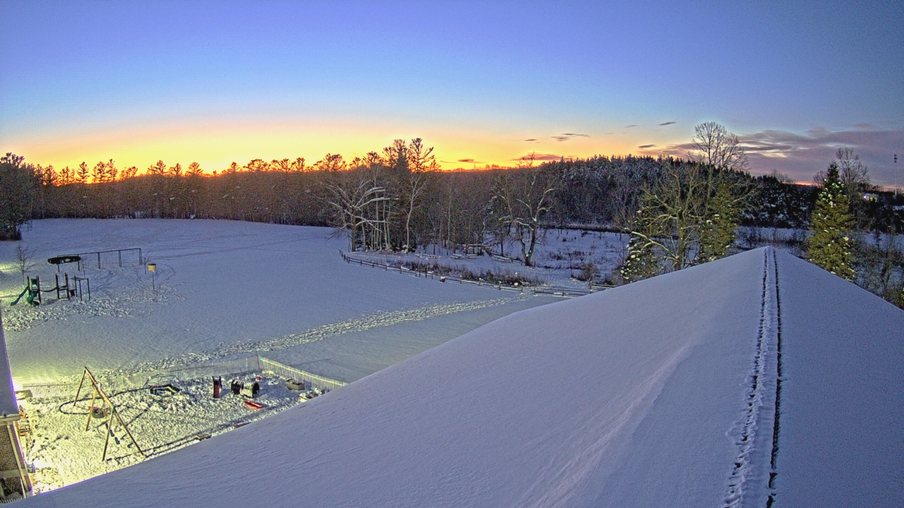 Thumbnail for current weather camera view from St Johns Lutheran School in Newburg, Wisconsin