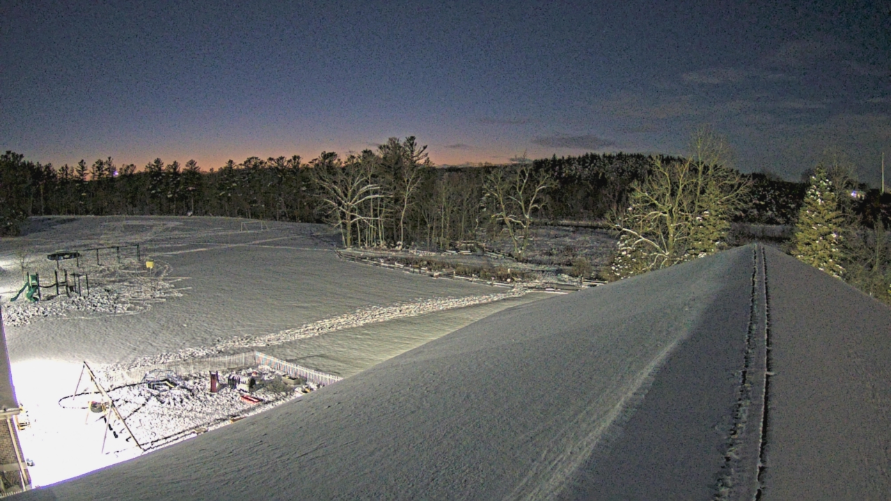 Thumbnail for current weather camera view from St Johns Lutheran School in Newburg, Wisconsin